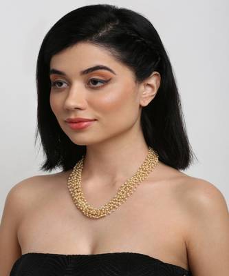 Pearl Neckpiece 1