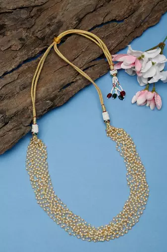 Pearl Neckpiece