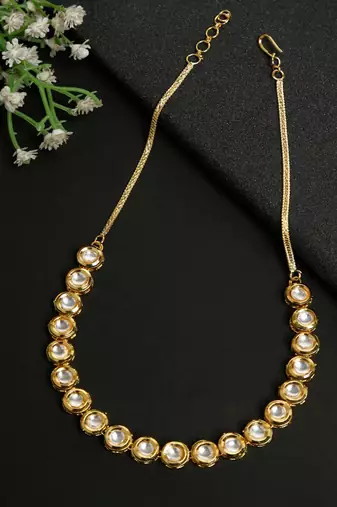 Kundan Choker