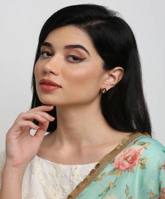 Kundan Studs 1
