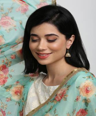 Kundan Studs 1