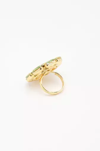 Kundan Ring
