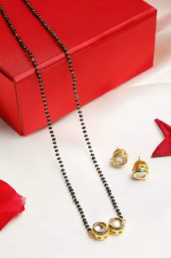 Kundan Mangalsutra with Studs