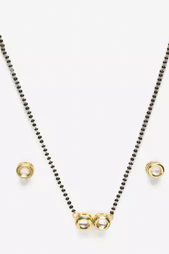 Kundan Mangalsutra with Studs