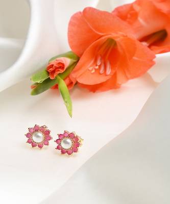 Maroon Pearl Studs 2