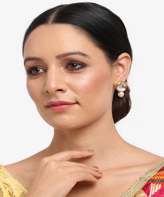 Kundan Studs 1