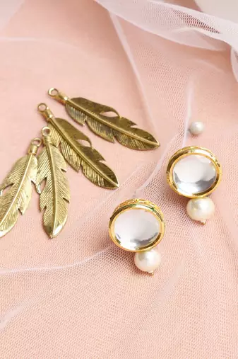 Kundan Studs