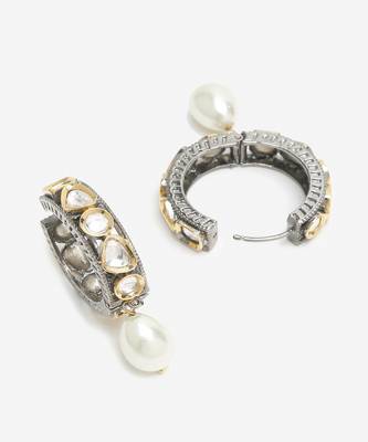 Kundan Pearl Loops 5