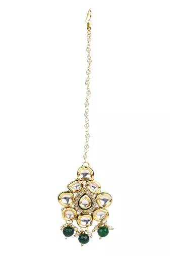 Kundan Maang Tikka