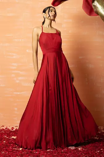 Deep Red Modal Gown Set