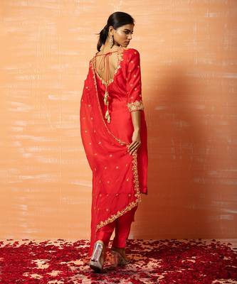 Red Hand Embroidered Kurta Set 4