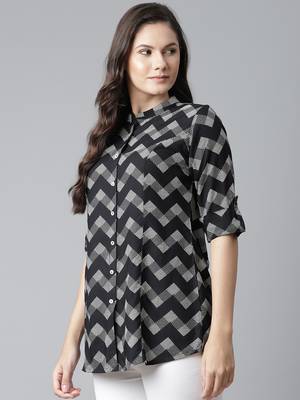 Black printed viscose rayon tunics 3