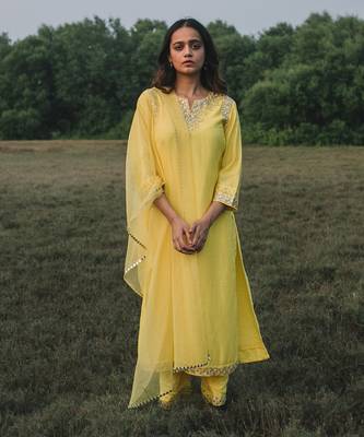 Suhaanii Lemon Yellow Kurta Set 4