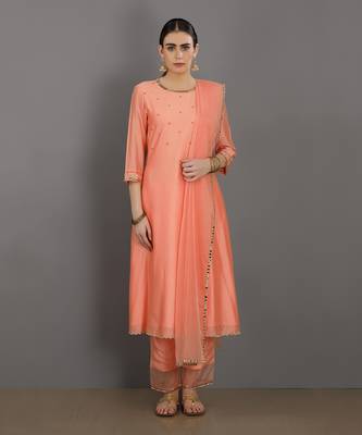 Ruuh Peach Kurta Set 1