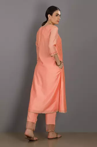 Ruuh Peach Kurta Set