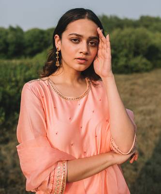 Ruuh Peach Kurta Set 6