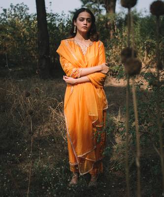 Zardiyaan Orange Kurta Set 1
