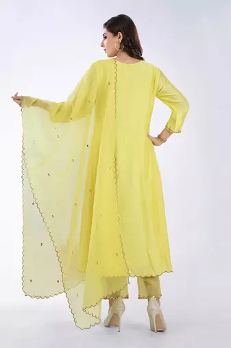 Lemon Naaz