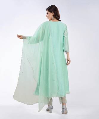 Mint Blue Shama 2