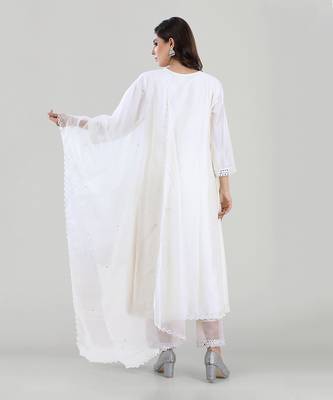 Off White Jhanjhar 2