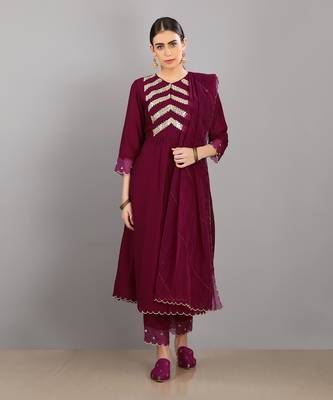 Magenta Ijaz 1