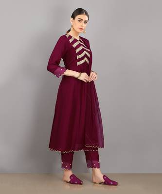 Magenta Ijaz 2