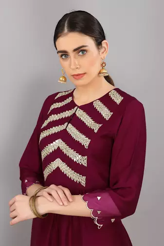 Magenta Ijaz
