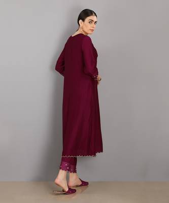 Magenta Ijaz 5