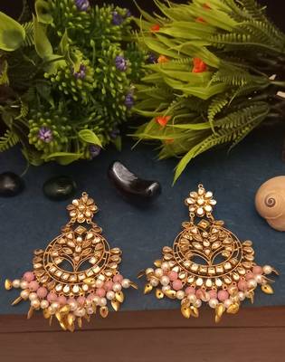 Pink maang-tikka with Earrings in Very Light Weight Kundan for Wedding 3
