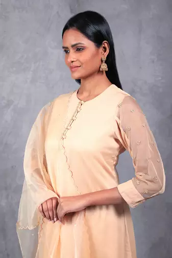 Cream Karuna