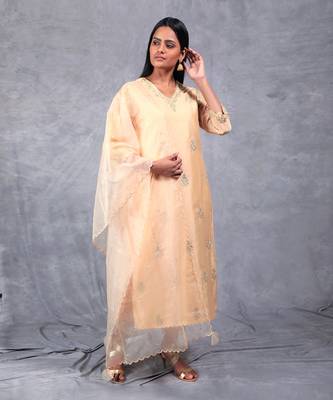 Cream Resham 2