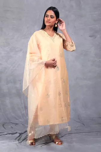 Cream Resham