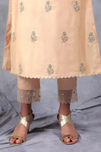 Cream Resham