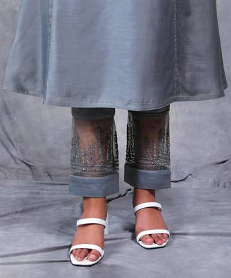 Grey Chandra 6
