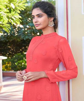 Smart and Trendy Pink Colour Kurti Set for Girls 1