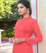 Smart and Trendy Pink Colour Kurti Set for Girls