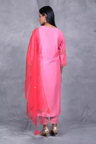 Blish Pink Kamal
