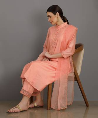 Peach Saumya 6