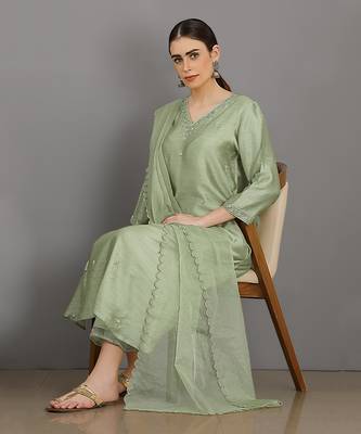 Olive Ruhaani 6