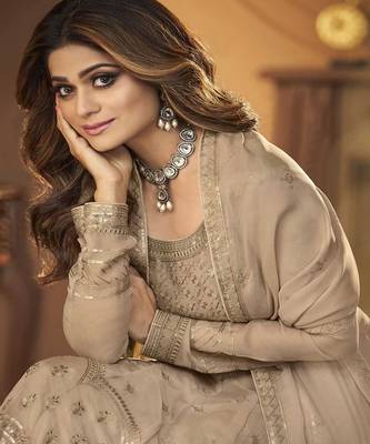 Ethnic Salwaar Kameez With Heavy Embroidery Work For Wedding Season 2