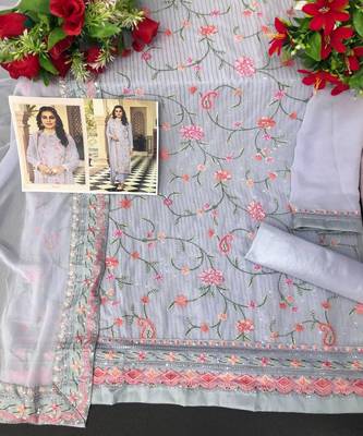 Elegant Traditional Salwaar Suit For Trendy Looks On Blue Colour 3