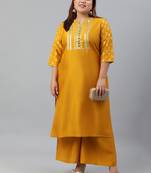 XL LOVE by Janasya Mustard floral print silk blend salwar