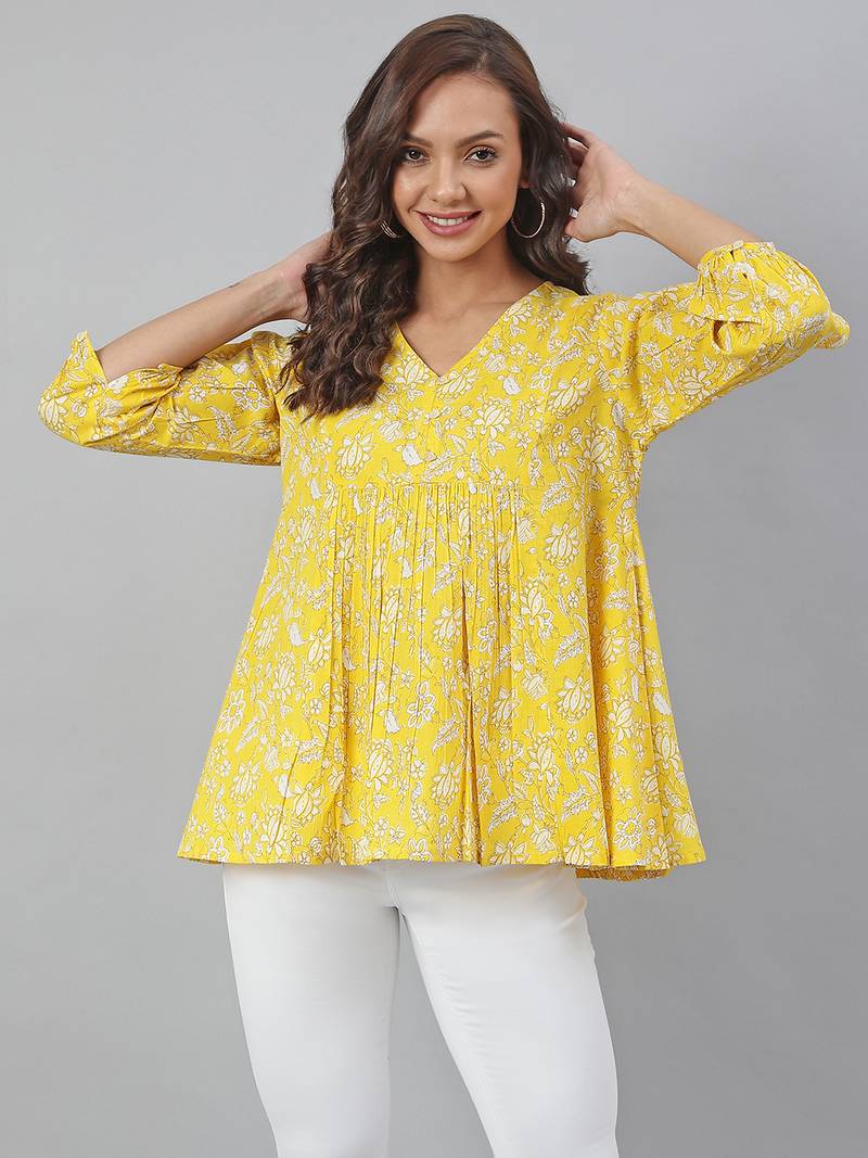 Yellow printed cotton cotton-tops