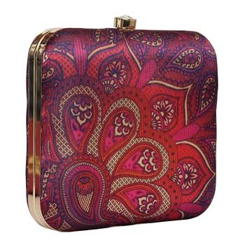 Worthyy Enterprises Fancy Unique Women Clutches 2