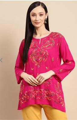 Magenta embroidered cotton chikankari-kurtis 1