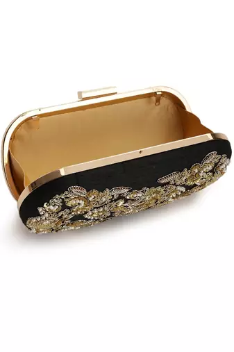 Ravizza black clutch