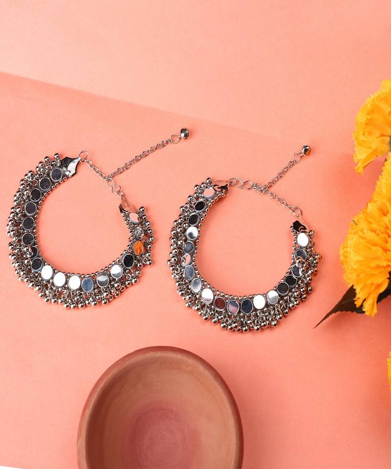 Gold plated Kundan studded Ethnic Anklets for Girls and Women