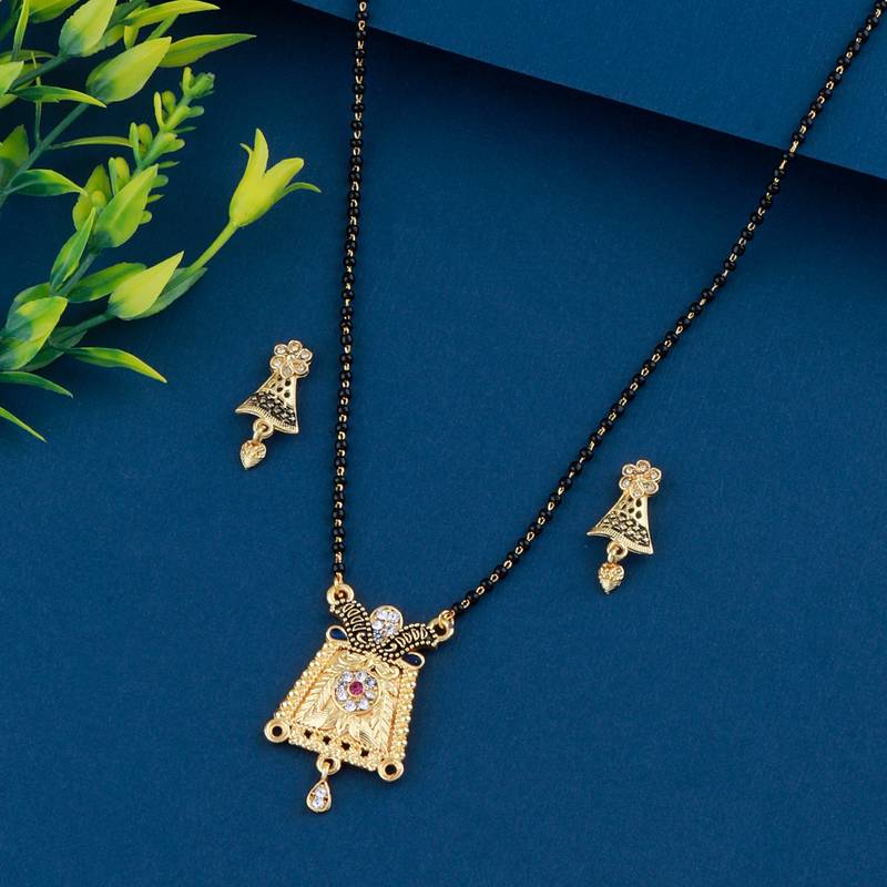 Stylish Square Design Jewellery Mangalsutra With Earring for Women