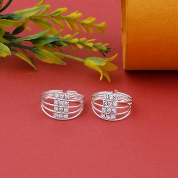 Traditional Look Silver Plated Bichhiya Adjustable Lightweight Toe Ring For Women & Girls 1
