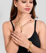 Set of 4 Gold Plated Pearl Twisted Bangles